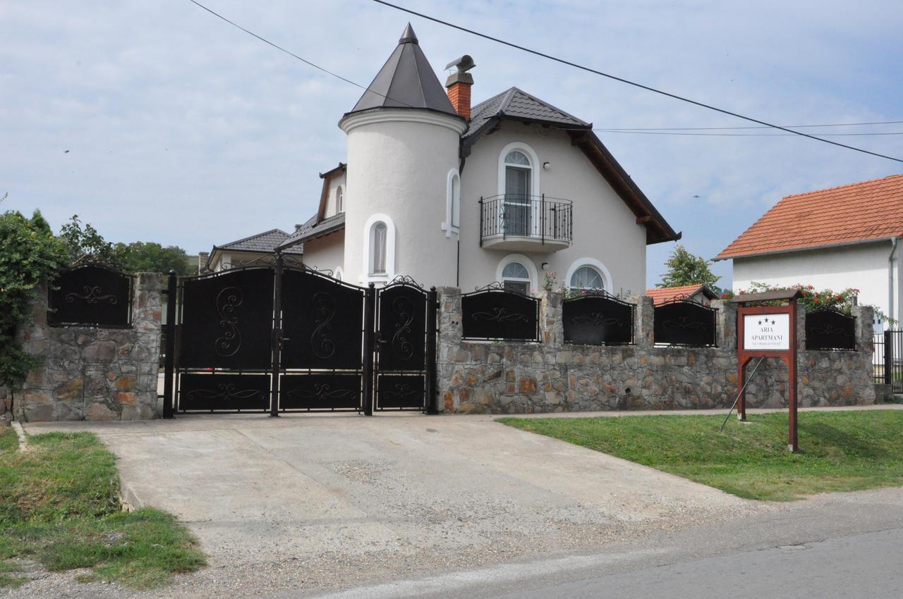 Aria Apartmani Vrdnik Exterior foto